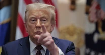 チャールズ国王は「クジラの王子様」、ゼレンスキー大統領には「排卵の立ち合い」…米・トランプ大統領がやらかした「ヤバい誤記」