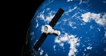 「アルテミスⅡ計画」成功にほくそ笑むイーロン・マスク…「SpaceX上場」がもたらす「本当の意味」