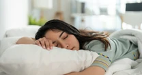 「たっぷり眠れば若々しくなる」は間違い…脳と睡眠の「意外な事実」