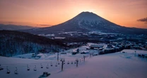 「富裕層」と「中間所得層」は相容れない!?…ニセコがターゲットを”富裕層”に絞るべき理由
