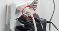 【難解正式名称】あなたはしっていますか？『電源コードの根元の太い部分』の正式名称