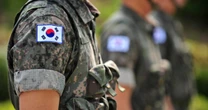 5年間で常備兵が10万人減、BTSが引き起こした韓国兵役論争…”負け知らず”の通称「イギジャ部隊」が去った最前線サネミョンの町の今