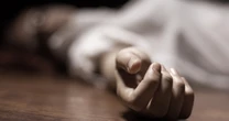 親友の目の前で生きたまま右足を潰され、さらに胴体も…21歳宝塚女優が味わった「13秒間の地獄」