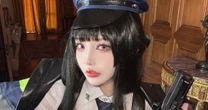 「危険なオーラ全開で理性が吹き飛びそう…」中国美女トップコスプレイヤー・洛洛子《挑発的なポリス姿》にファン歓喜