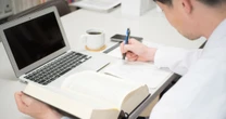 じつは「簡単な英語」で書かれている理系文書。…「中学英語の文法知識で十分に読める」、その納得の理由