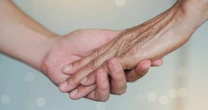 育児と親の介護を同時に担う「ダブルケア」で日本は倒れる…80代母親が「買い物難民」になった大学教授が覚えた危機感