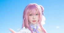 「やっぱりピンク髪が一番似合ってます…！」トップコスプレイヤー・えなこ《圧巻の人気キャラ再現SHOT》にSNS絶賛