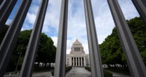 分断と暴力に満ちた世界で、私たちがそれでも「政治」をしなければいけない理由