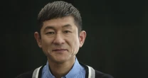 M-1王者の笑い飯・哲夫「死にたい感情は思った時がマックス」生きづらさを感じる人に知ってほしい諸行無常