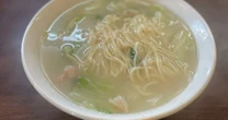 人気芸人の聖地でも話題!? 年間600杯食べるラーメン通も唸る、煮込みラーメンの名店