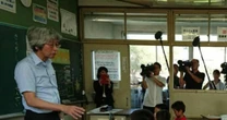 全国の小学校からひっぱりだこの教師が、言葉を発さない女の子を変えた意外な方法