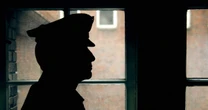 息ができない独房に閉じ込められたイラン人女性…ついに倒れてしまった彼女に看守が言い放った「無慈悲な一言」