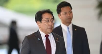 激務すぎる赤沢亮正大臣「体重が５キロ急増」でささやかれる心配の声……歩く時間もなさすぎて