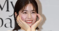 大河でも「女狐」キャラの吉岡里帆、”5年同棲”が称賛される小芝風花…朝ドラ同期の2人から「女ウケ」の謎を考える