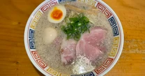 「うどん県でも支持されるラーメン店」背脂を浮かせた一杯が、香川県民に《うどん以上の納得感》を与えるワケ