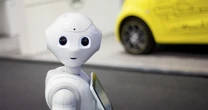 2015年登場のペッパーはこのためだったのか…ソフトバンクG・孫正義社長がAI最強企業と仕掛ける「AIロボット革命のシナリオ」