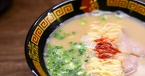 ラーメン一蘭「味も値段も邪道すぎる」のに…”日本で最も有名な豚骨ラーメン”になることができた「明快な理由」