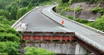 180億円の税金で建設！無人地帯にある「4車線の高速道路」の廃墟