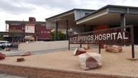 Three die in outback crash near Uluru