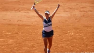 TennisKrejcikova thinks of mentor in Paris
