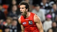 Star ‘wants to play’ for Vic powerhouse as ‘messy’ talks loom