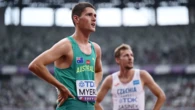 ‘Something wrong’ as Aussie prodigy bundled out in world champs heat