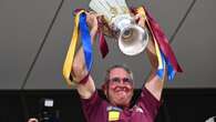 Brisbane coach Chris Fagan receives early Christmas present