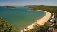 Snap seven-day lockdown issued for NSW Hunter region after superspreader beach party