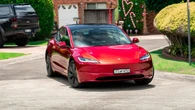Tesla Model 3: Indicator stalk returns in China, available as retrofit option