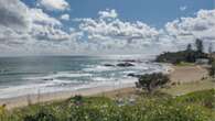 Swimmer tragically dies after being pulled from water at notorious NSW beach