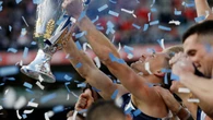 Club legends to present AFL premiership cup