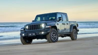 Hemi V8 to power Jeep Gladiator ute and more Wranglers