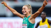 Injured Aussie gun shatters records in world champs stunner