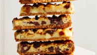 Julie Goodwin makes one of her childhood favourite recipes ‘Magic Slice’