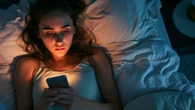 Aussies ditching their devices in New Year’s ‘digital detox’