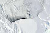 Antarctic ice sheet may be less vulnerable to collapse than expected