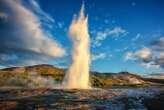 Protocells on early Earth may have been formed by squeezing geysers