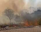 IncÃªndio atinge vegetaÃ§Ã£o ao lado da pista do Aeroporto Internacional de BH