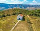 Comunidade se mobiliza para barrar venda de terreno de capela em MG