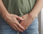 CandidÃ­ase em homens: como surge a infecÃ§Ã£o que causa coceira e manchas