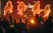 « Sans public, on n’est rien du tout » : aux Vieilles Charrues, Martin Solveig a tout donné pour ses adieux à la scène [Vidéo]