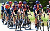 « Quand il gagne, je suis plus heureux que lui » : comment Warren Barguil vit son nouveau rôle d’équipier de luxe d’Oscar Onley sur le Tour de France