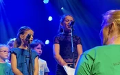 Après les Vieilles Charrues, la jeune Anza sur scène à Carhaix pour une nouvelle « Symphonie des éclairs » en breton