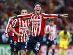 ¡Chivas pega primero en el Clásico de Concachampions!