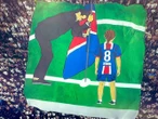 Afición de PSG rinde homenaje a Luis Enrique y Xana, su hija