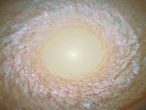 La galaxia que desconcierta a los astrónomos: ¿espiral, elíptica o ambas?