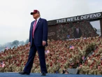 Los Ángeles invadido por un "enemigo extranjero": dice Trump frente a miles de tropas