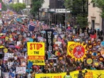 Homicidio y marchas opacan fiesta a Trump; violencia política y división sacuden a EU
