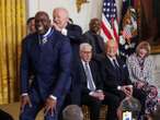 Joe Biden condecora a Messi y al ‘Magic’ Johnson