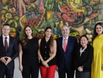 Juan Ramón de la Fuente se reúne con senadoras que viajarán a EU por arancel a remesas